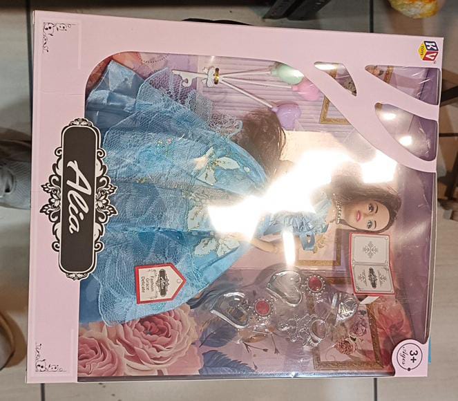 KV alia doll new