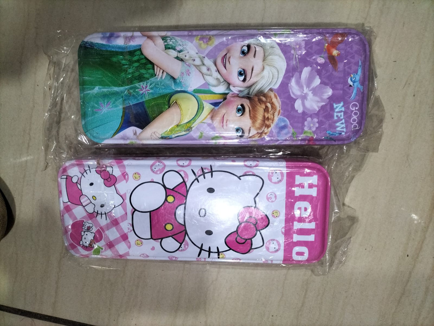 GEOMETRY Unicorn Mattle 8921