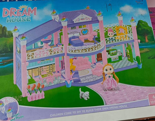 Dream doll house