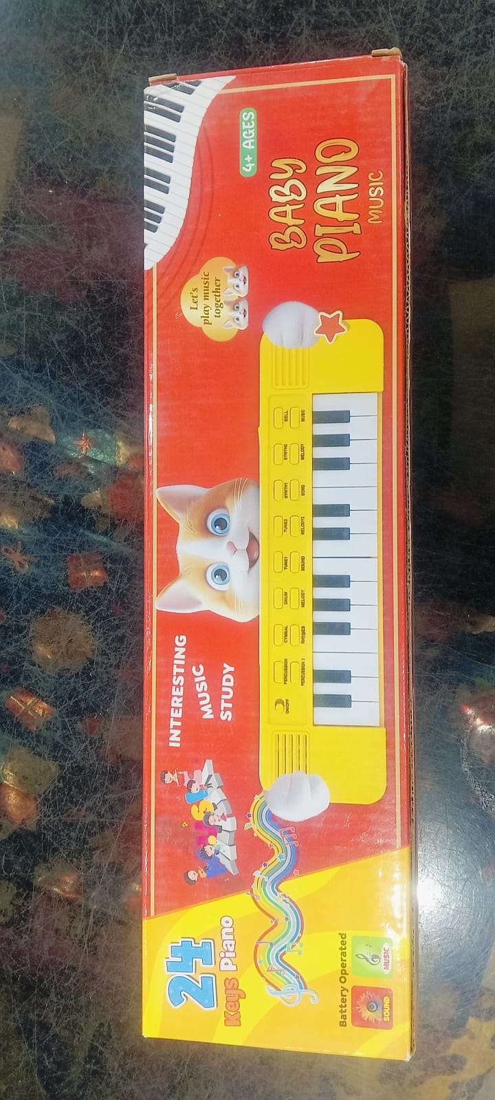 PIANO 24 KEYS NEW